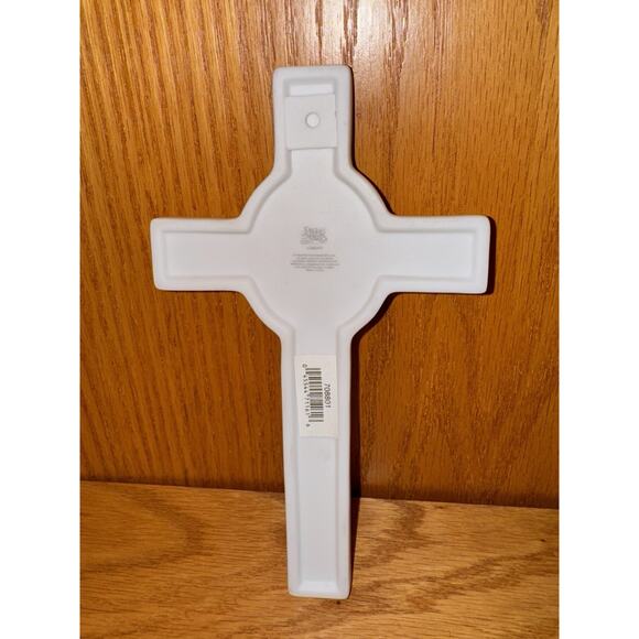 Vintage Precious Moments Jesus Loves Me Porcelain Cross Wall Hanging (Boy) - Picture 5 of 7